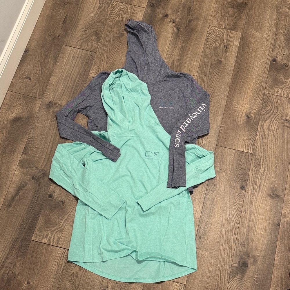 Vineyard Vines Edgartown hoodie t-shirts